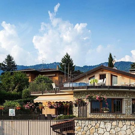 Il Sasso Bianco Bb Apartment Comerio Luaran gambar