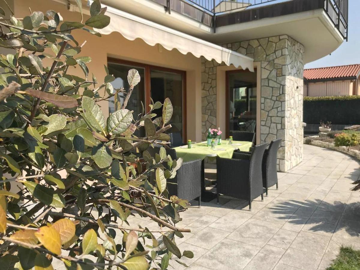 Il Sasso Bianco Bb Apartment Comerio Luaran gambar