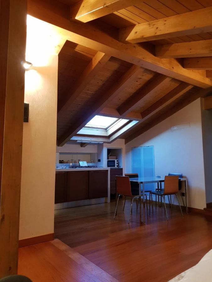 Il Sasso Bianco Bb Apartment Comerio Luaran gambar